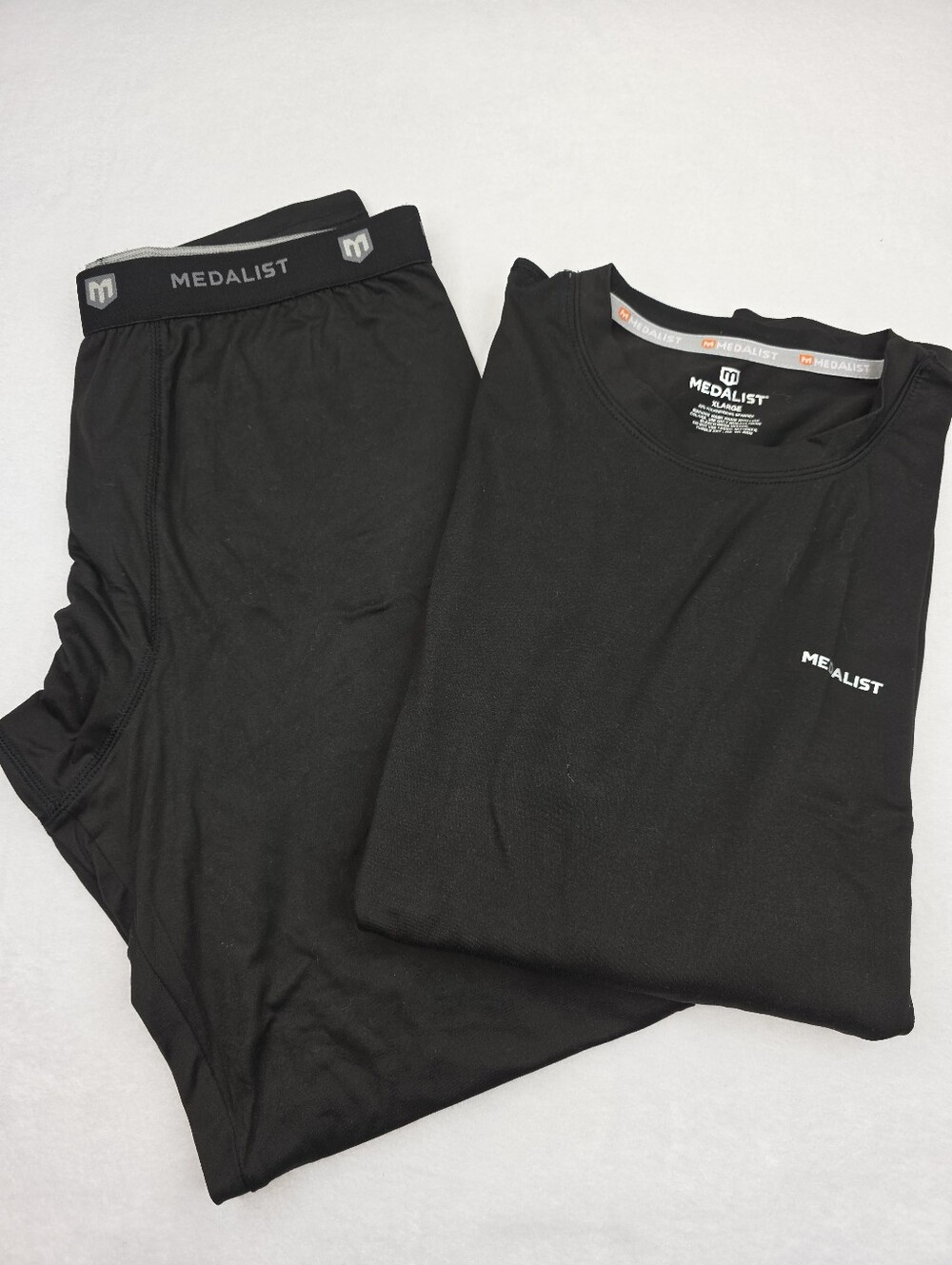 Medalist Men's Athletic Long Underwear Set Size XL Black 3908